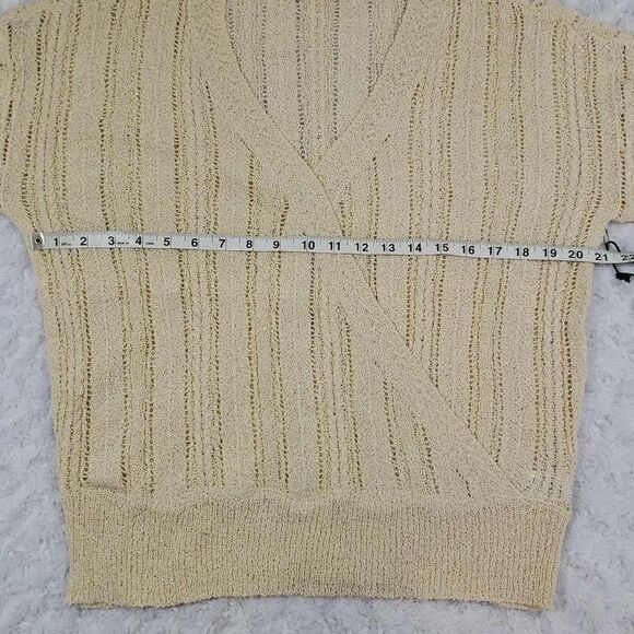 ASTR The Label Womens Wrap Front Pointelle Sweater Pullover Cream Size XL NWT - Picture 8 of 12